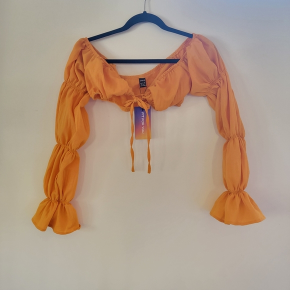 SHEIN Long sleeve ruffle croptop NWT Size 2 - Picture 1 of 7